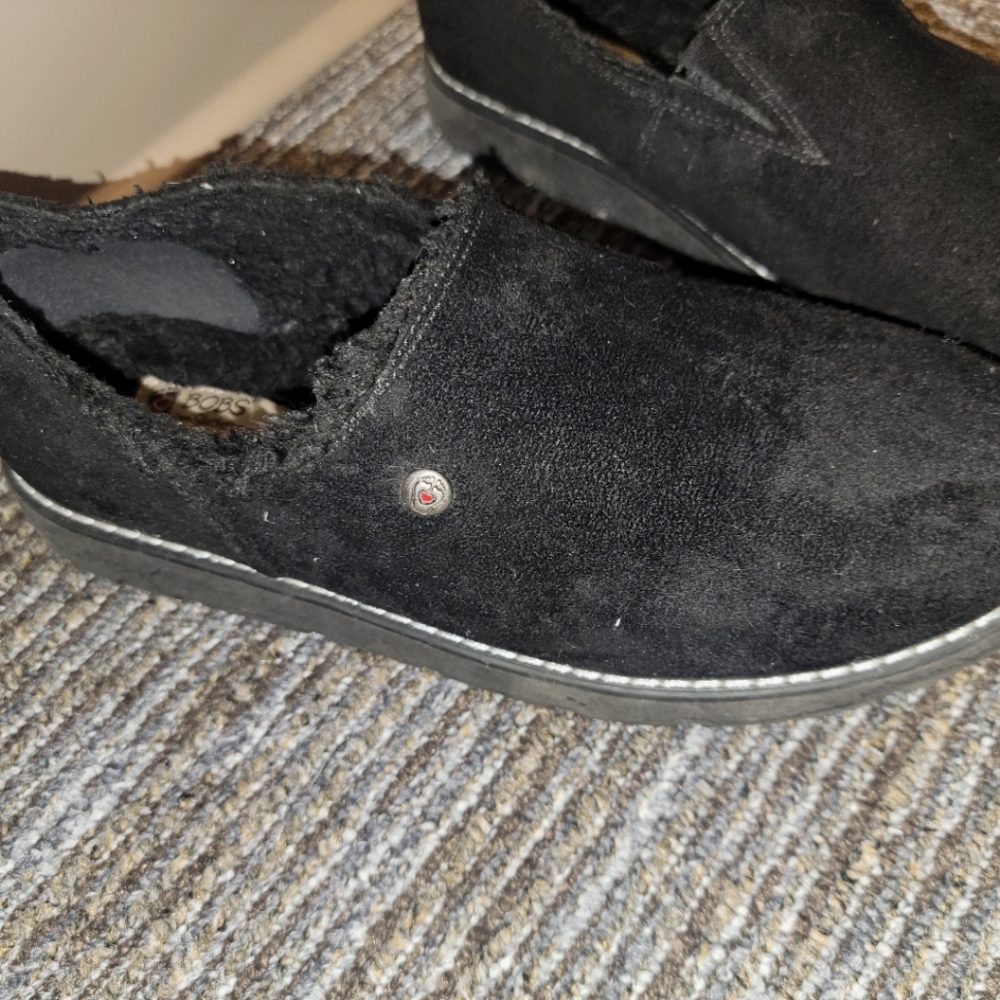 BOBS Alpine Slip ons - Picture 4 of 8